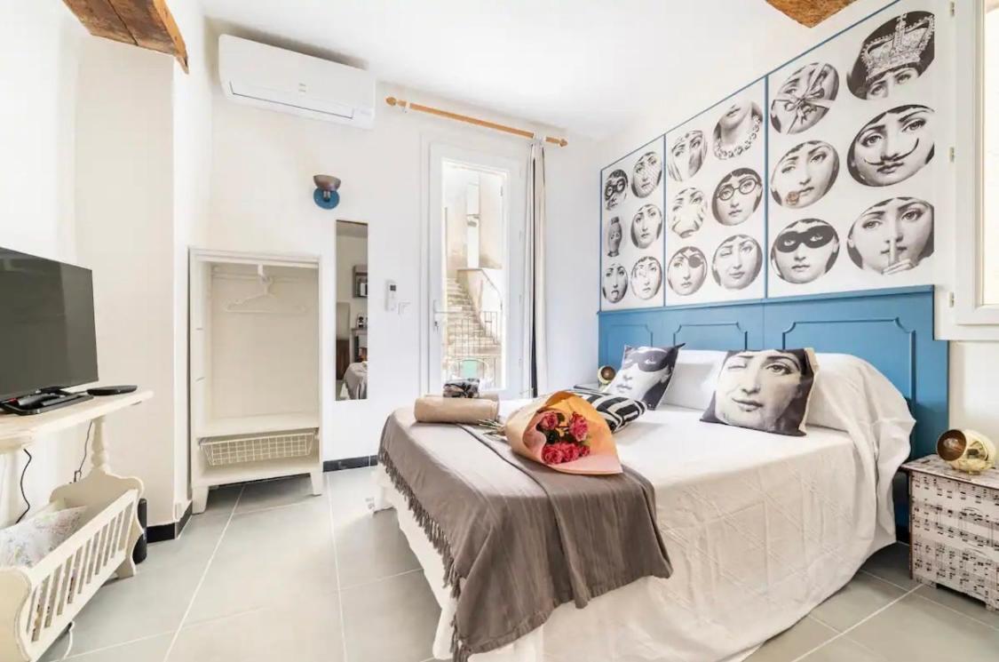 Le Bonheur -studio Terrasse Centre-ville - Apartment *